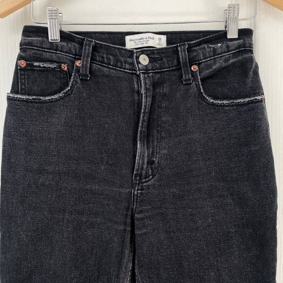 Abercrombie And Fitch - Curve Love Ultra High Rise Ankle Straight Jean - 2 Short - Picture 10 of 14
